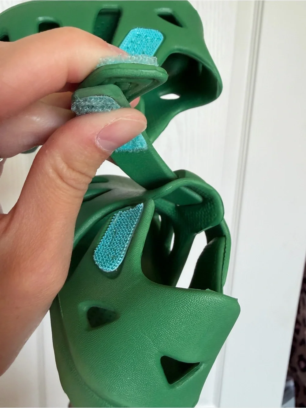 Ten little splash sandals size 3C